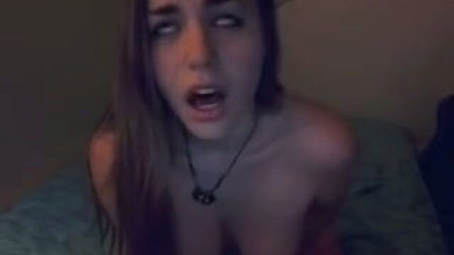 Hot looking brunette girlie presents steamy solo on webcam