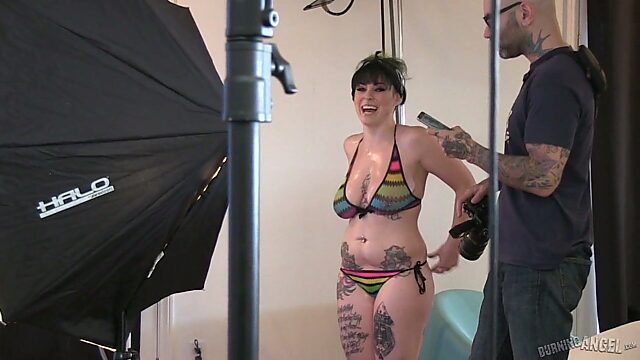 Tattooed emo porn star Joanna Angel in hot backstage video