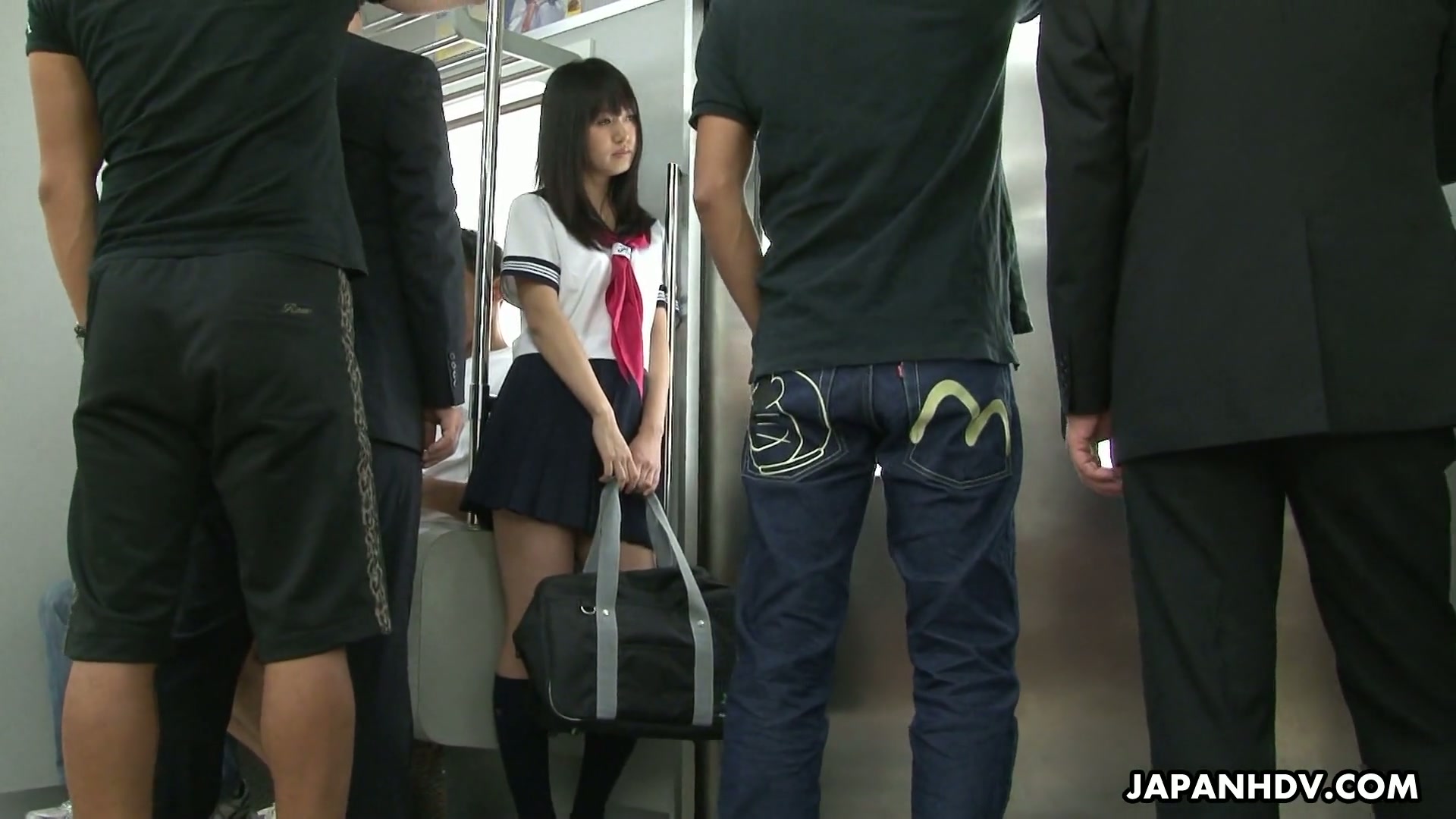 Облапанная в поезде японский автобус - порно видео на rebcentr-alyans.ru