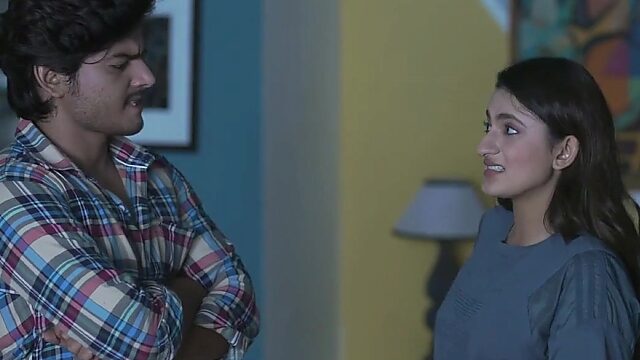 Ayesha Kapoor Kiss Scene — Indian Erotic Movie Clip