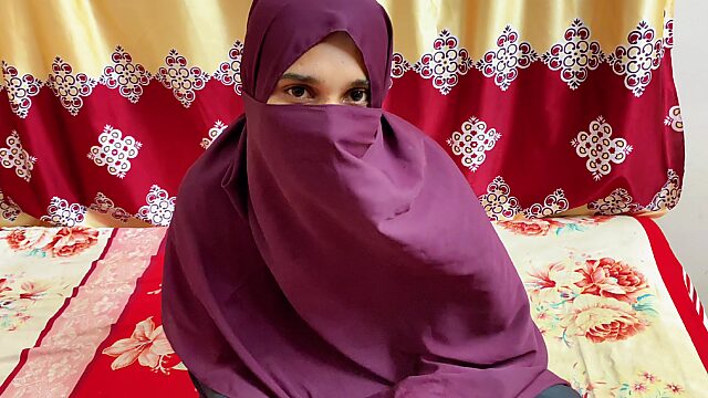 Teacher Pounds Student in Dorm - Blowjob Creampie