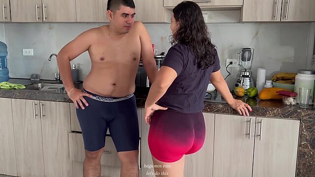 Horny Curvy Latina Babe Fucked And Creampied Hard By Roommate In Kitchen