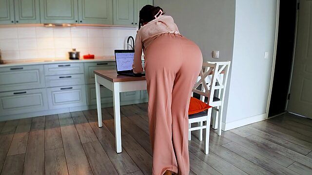 My hot stepmom with nice ass seduces me, craving my cock. She gives me a blowjob and bends over, begging me to pound her pussy